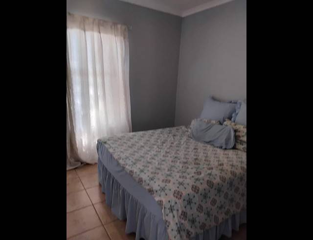2 BEDROOM SIMPLEX FOR SALE IN HONEY PARK